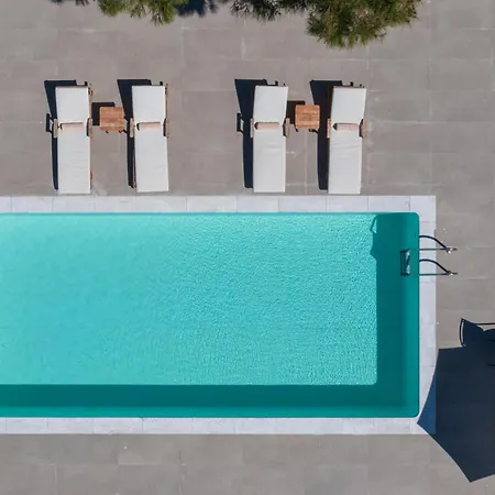 Sea La Vie Retreat Villas